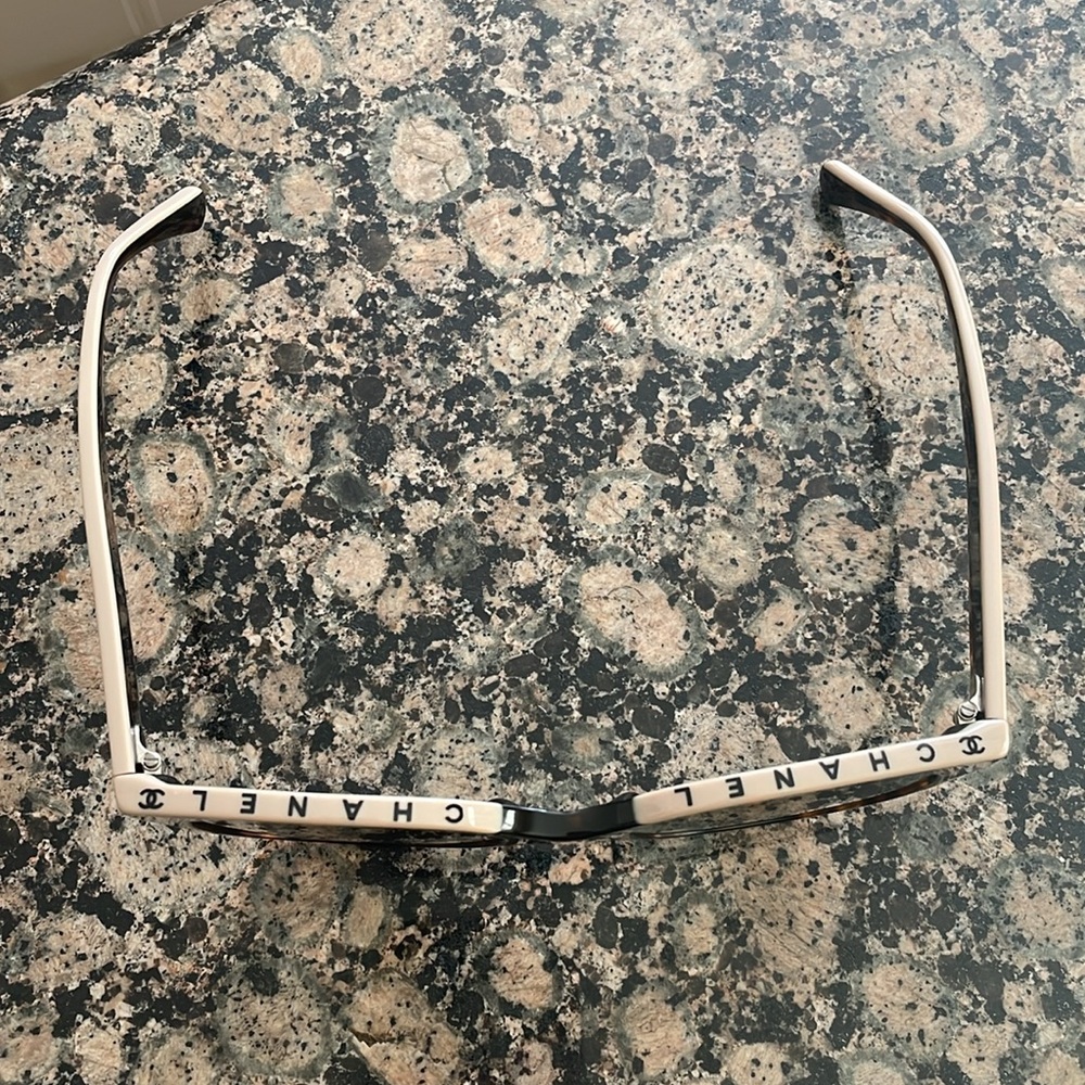 Chanel butterfly glasses tortoise - Picture 3 of 5